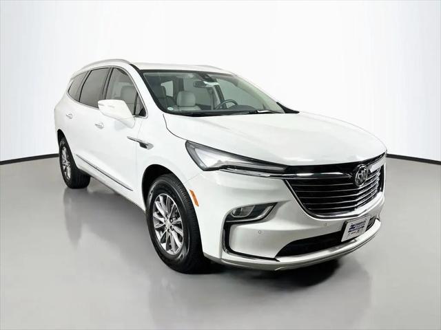 2022 Buick Enclave FWD Essence for sale in Madison, WI