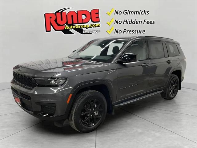 2024 Jeep Grand Cherokee L Altitude 4x4 for sale in Manchester, IA