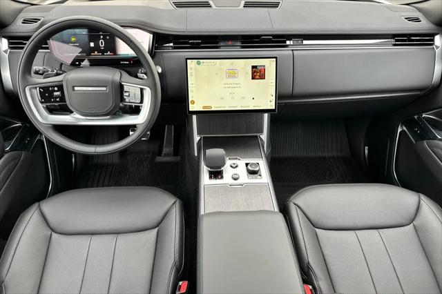 2027 Land Rover Range Rover SE