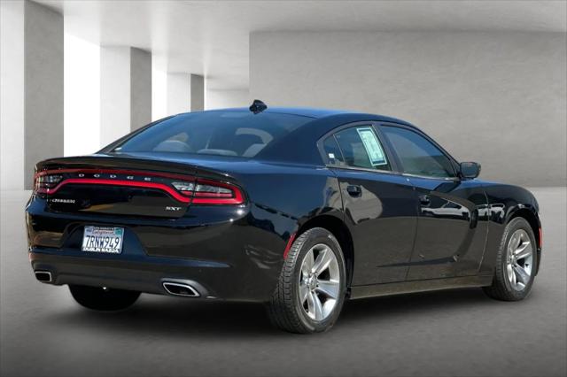 2016 Dodge Charger SXT