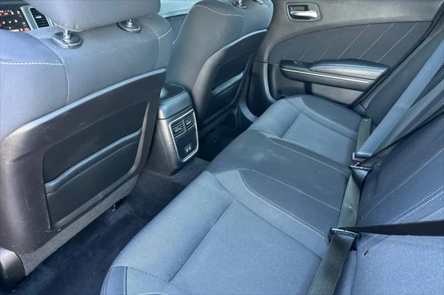 2016 Dodge Charger SXT