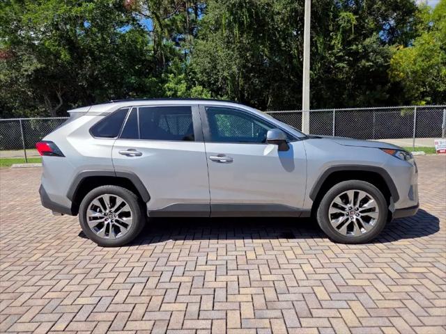 2021 Toyota RAV4 XLE Premium