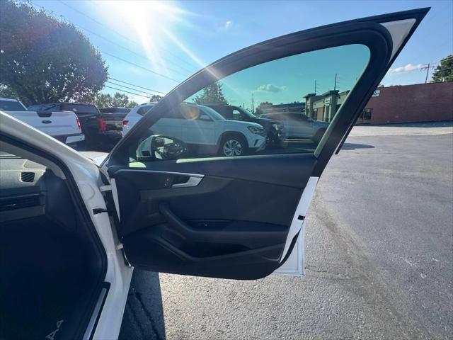 2019 Audi A4 40 Titanium Premium