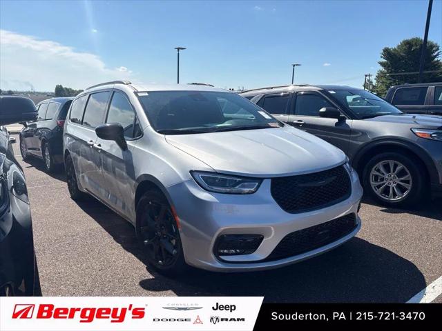 2026 Chrysler Pacifica Select for sale in Souderton, PA