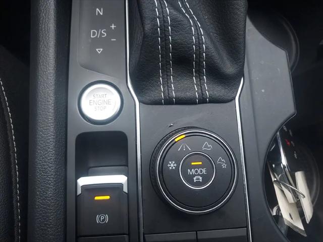 2021 Volkswagen Atlas 3.6L V6 SE w/Technology
