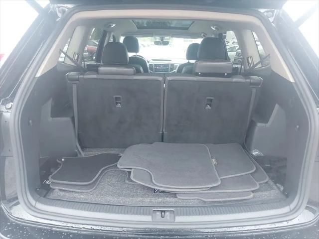 2021 Volkswagen Atlas 3.6L V6 SE w/Technology