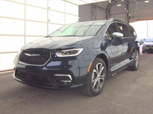 2024 Chrysler Pacifica Pinnacle AWD