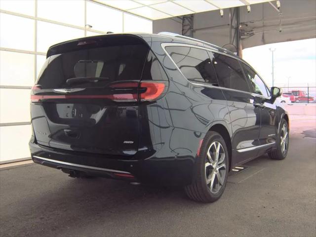 2024 Chrysler Pacifica Pinnacle AWD