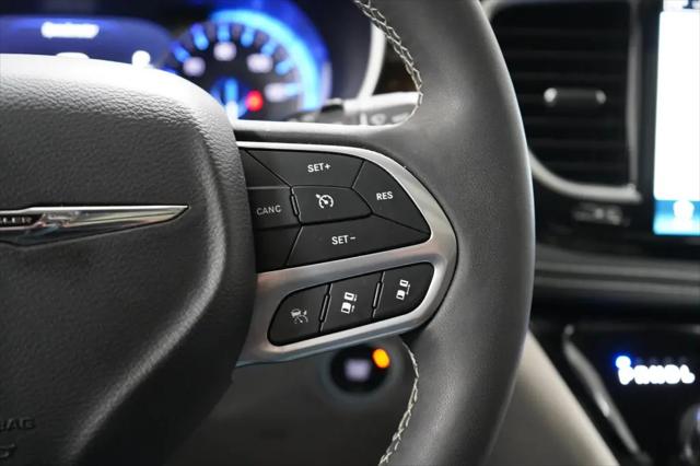 2024 Chrysler Pacifica Limited AWD