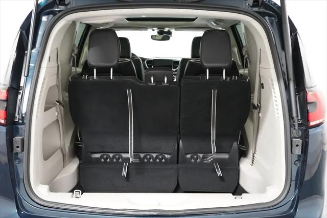 2024 Chrysler Pacifica Limited AWD