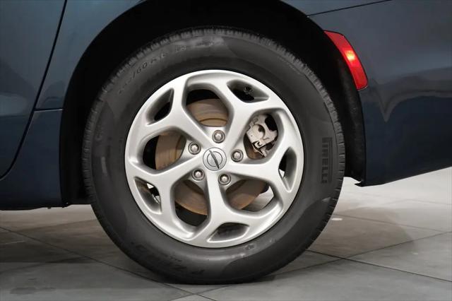 2024 Chrysler Pacifica Limited AWD