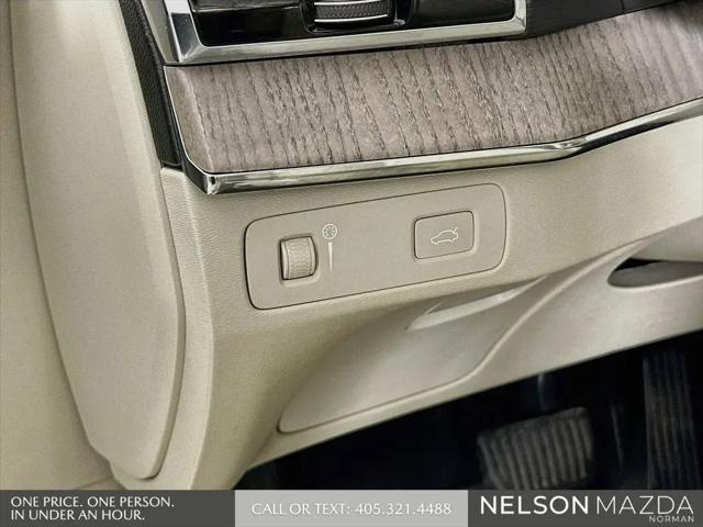 2021 Volvo XC90 T6 Inscription 7 Passenger