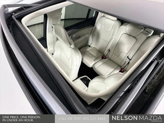 2021 Volvo XC90 T6 Inscription 7 Passenger