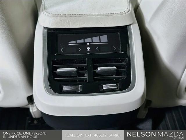 2021 Volvo XC90 T6 Inscription 7 Passenger