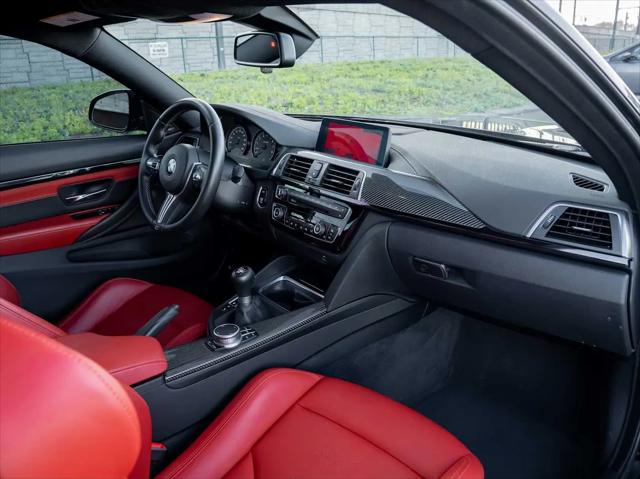 2018 BMW M4 Standard