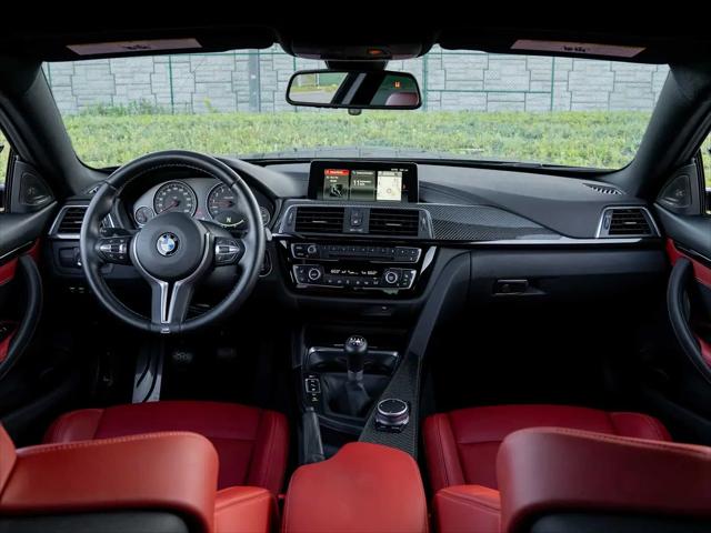 2018 BMW M4 Standard