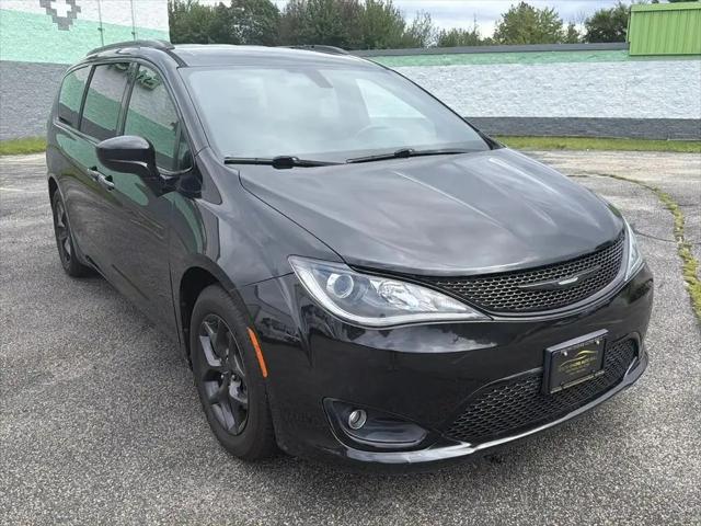 2018 Chrysler Pacifica Touring L for sale in Whitman, MA