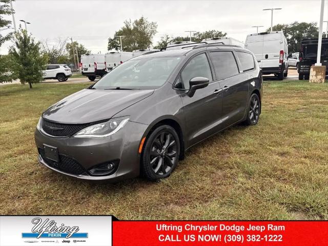 2020 Chrysler Pacifica 35th Anniversary Limited for sale in North Pekin, IL