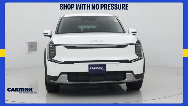 2024 Kia EV9 Light Short Range