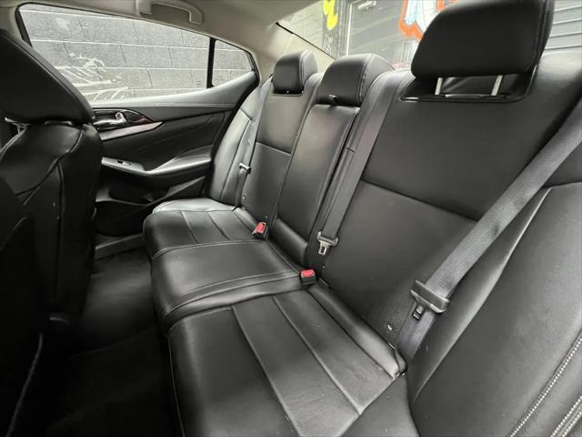 2023 Nissan Maxima SV Xtronic CVT
