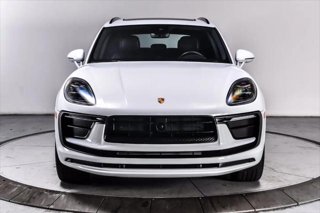 2023 Porsche Macan T