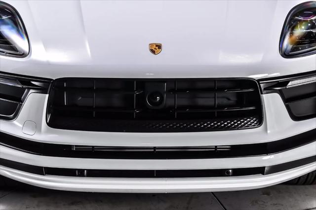 2023 Porsche Macan T