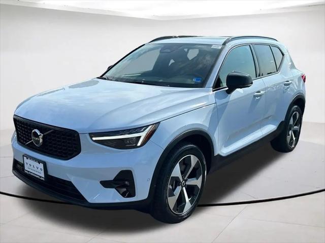 2026 Volvo XC40 Plus, B5 AWD Gas mild hybrid, Dark for sale in Falls Church, VA