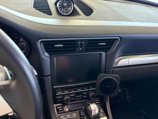 2015 Porsche 911 Carrera S