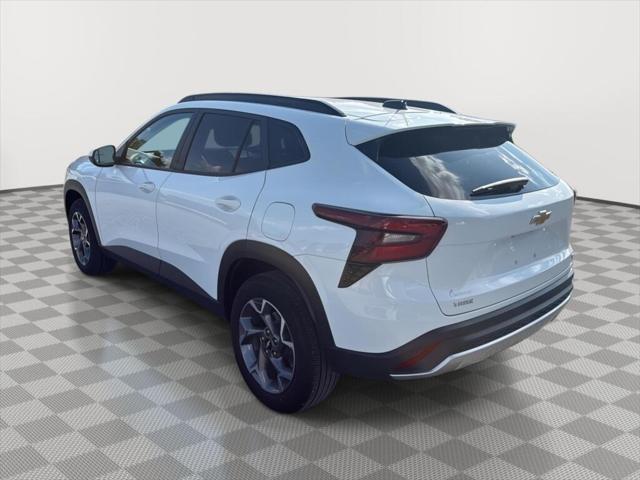 2025 Chevrolet Trax FWD LT