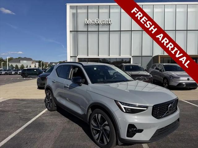 2024 Volvo XC40 B5 Ultimate Dark Theme for sale in Barrington, IL