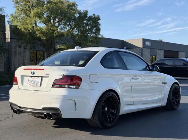 2011 BMW 1 Series Standard