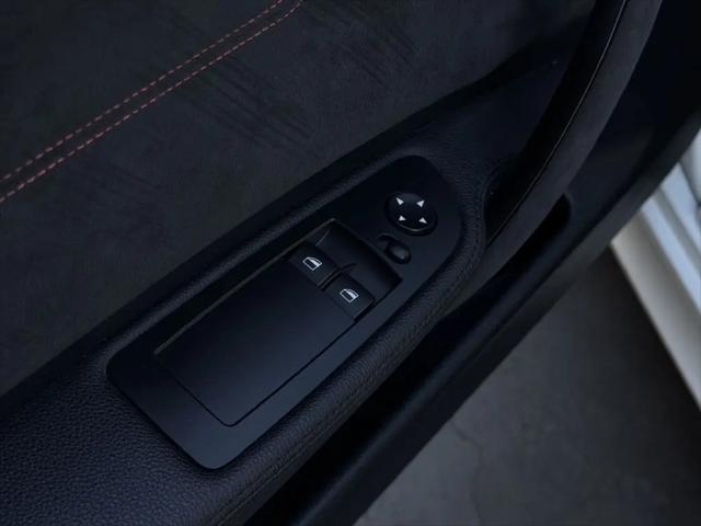 2011 BMW 1 Series Standard