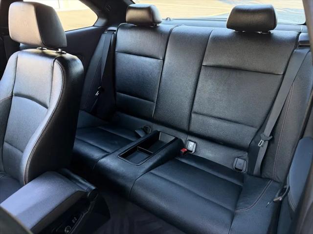 2011 BMW 1 Series Standard