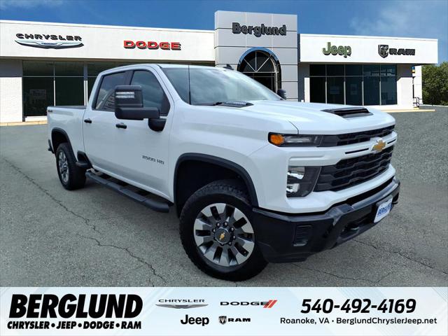 2024 Chevrolet Silverado 2500HD 4WD Crew Cab Standard Bed Custom