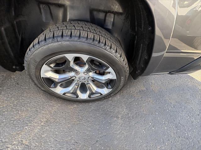 2023 Ram 1500 Limited Crew Cab 4x4 57 Box