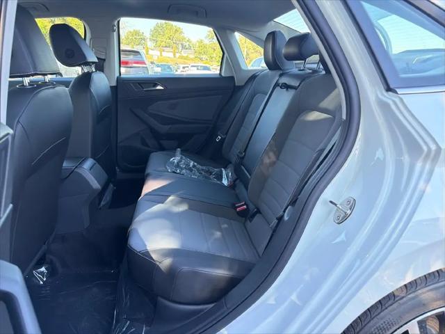 2027 Volkswagen Jetta SE