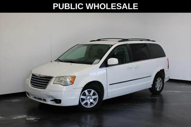 2009 Chrysler Town & Country Touring for sale in Jackson, MI