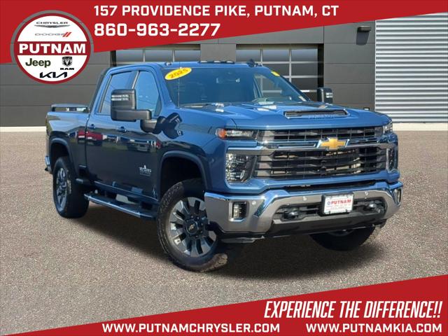 2025 Chevrolet Silverado 2500HD 4WD Crew Cab Standard Bed LT for sale in Putnam, CT