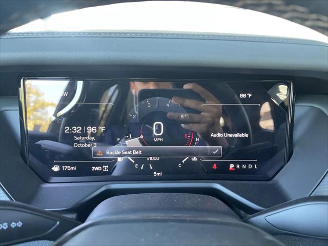 2027 GMC Acadia AWD AT4
