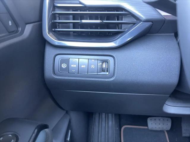 2027 GMC Acadia AWD AT4