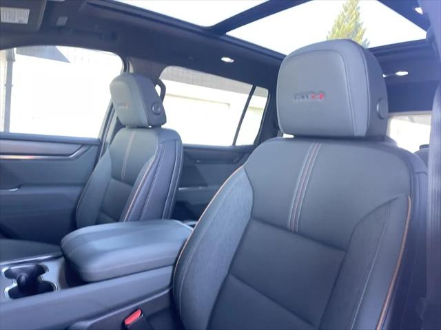 2027 GMC Acadia AWD AT4