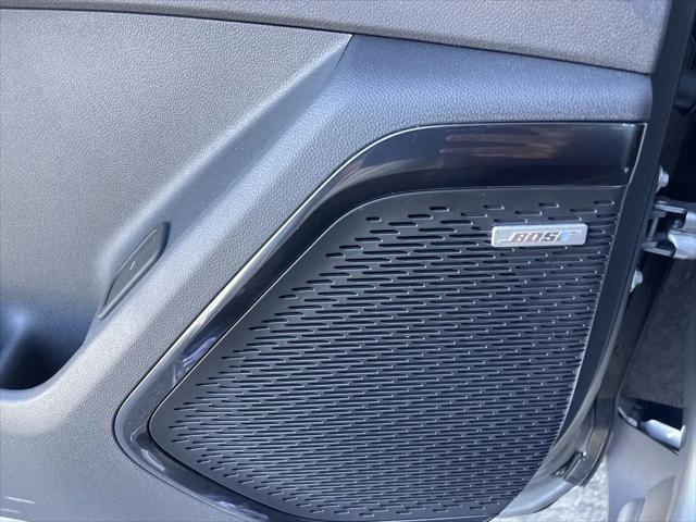 2027 GMC Acadia AWD AT4