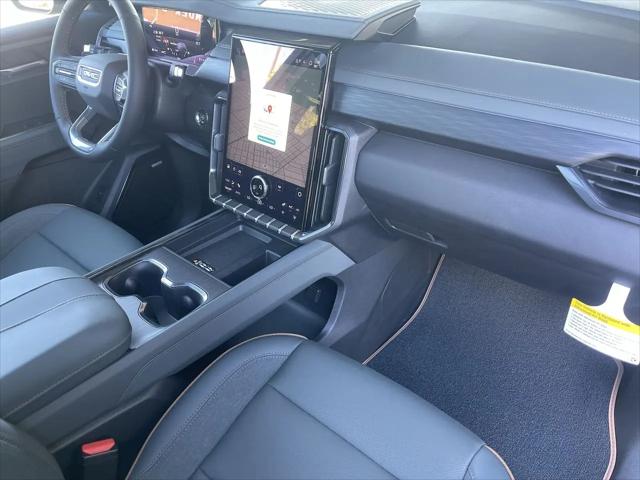 2027 GMC Acadia AWD AT4