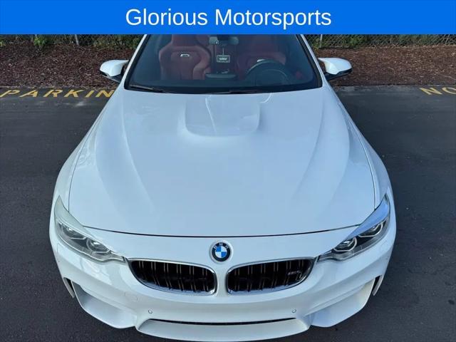 2015 BMW M4 Standard
