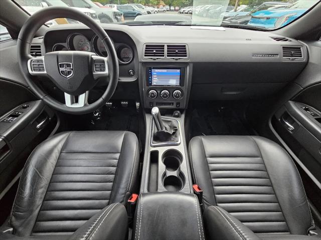 2013 Dodge Challenger R/T Plus