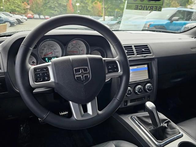 2013 Dodge Challenger R/T Plus