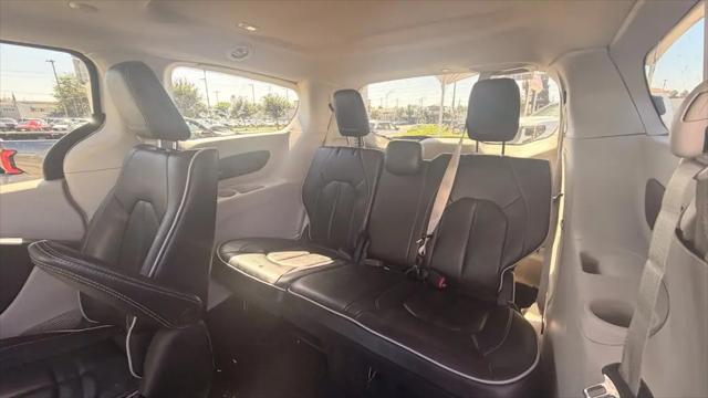 2023 Chrysler Pacifica Hybrid Limited