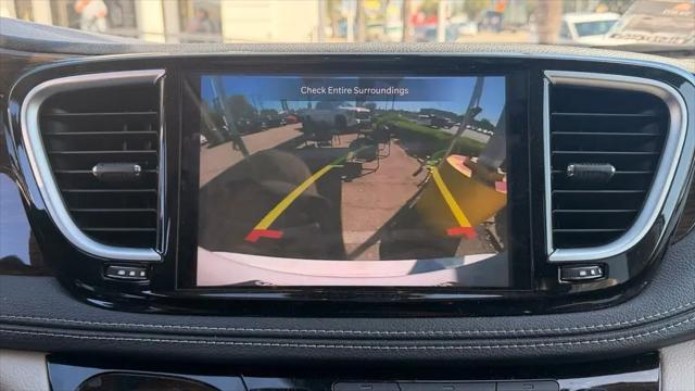2023 Chrysler Pacifica Hybrid Limited