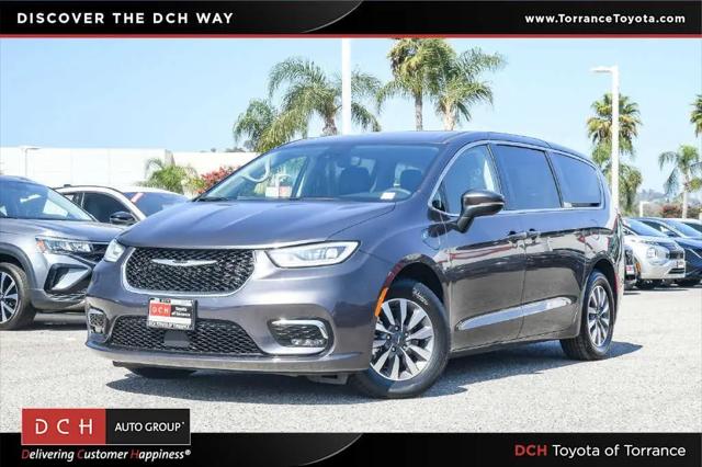 2023 Chrysler Pacifica Hybrid Touring L for sale in Torrance, CA