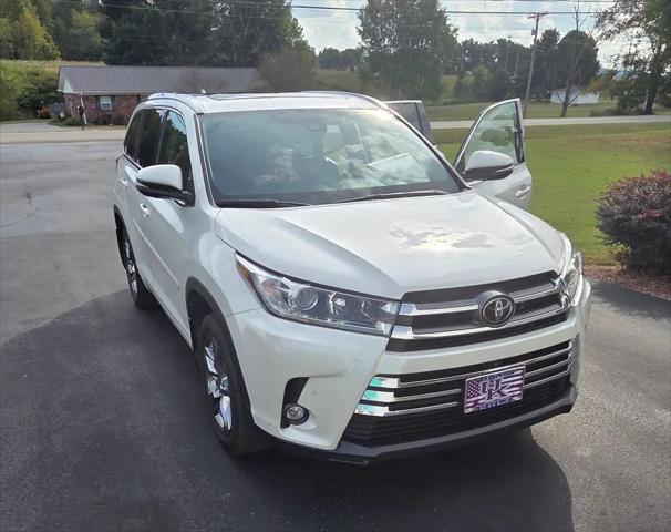2019 Toyota Highlander Limited Platinum for sale in Louisville, KY